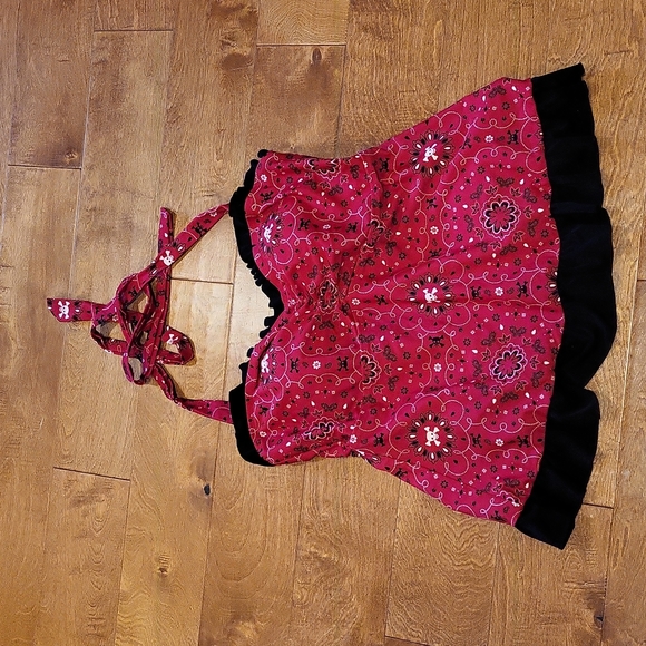 torrid Other - Torrid, women's swimsuit, top size 2, swim top only, red with skull pattern
